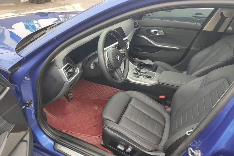 Used BMW 3 Series 2020 Facelifted 325Li M Sport Night Edition Package Driver Seat