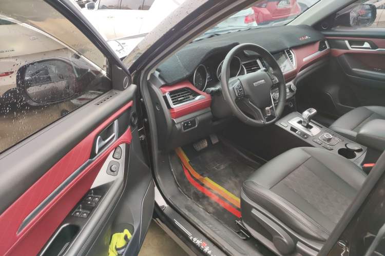 Used Haval H6 Coupe 2020 Smart Connect Version 1.5T Automatic Two-Wheel Drive Elite Model Driver Seat