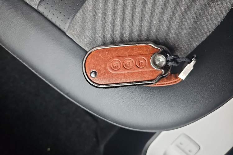 Used Wuling Hongguang MINIEV 2022 GAMEBOY 200km Gaming Edition with Lithium Iron Phosphate
