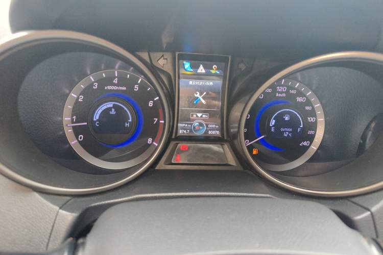 Used CHANGAN CS75 2016 1.5T Manual FENGSHANG Model
