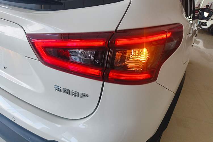 Used Nissan Qashqai 2022 2.0L CVT XV Premier Luxury Edition Right Rear Taillight