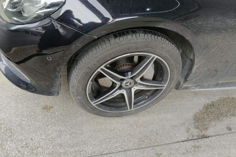 Used Mercedes-Benz E-Class 2020 E 300 L Sporty and Stylish Model
