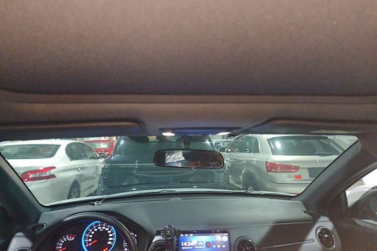 Used Honda XR-V 2017 1.8L EXi CVT Comfort Version Headliner