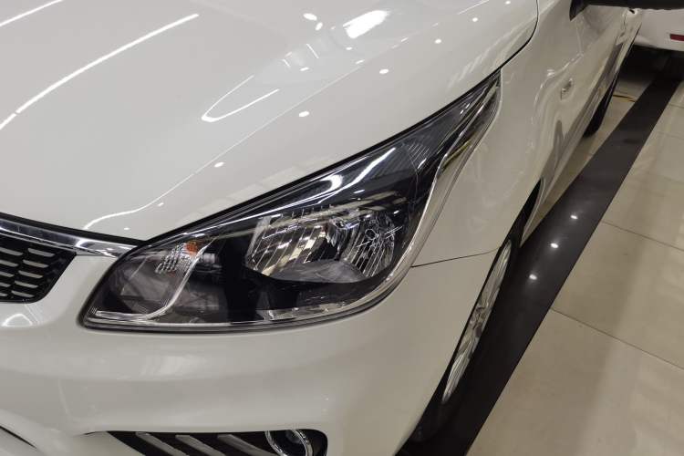 Used Kia K2 2017 Sedan 1.4L Automatic Transmission 15th Anniversary Special Edition GLS