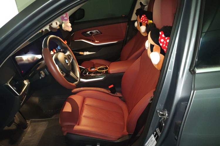 Used BMW 3 Series 2023 325Li M Sport Package Left Front Seat