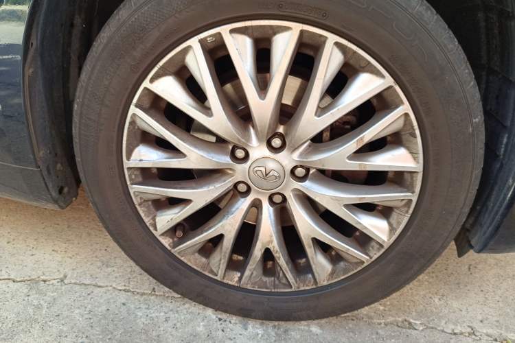 Used Infiniti Q70 2019 Q70L 2.0T Elite Plus Version
