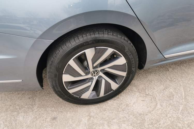 Used Volkswagen Passat New Energy 2022 430 PHEV Hybrid Luxury Edition