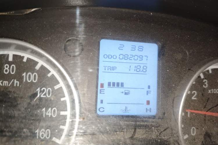 Used Jinbei Hiace X30 2013 1.3L Standard Version
