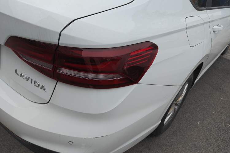 Used Volkswagen Lavida 2023 Revised 1.5L Automatic DeYi Edition Right Rear Taillight