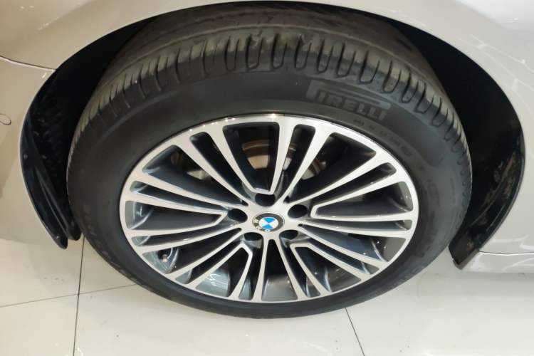 Used BMW 5 Series 2019 530Li Luxury Edition Premium Package