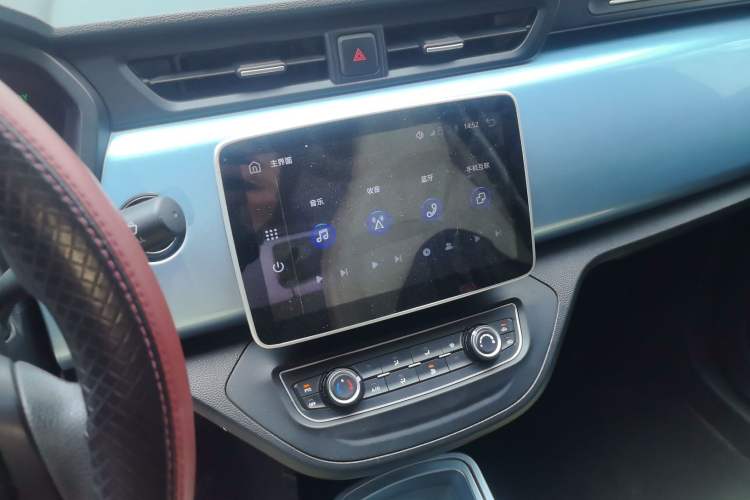 Used Brilliance Xinri i03A 2021 318 km 31.45 kWh