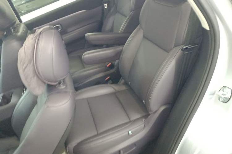 Used Leapmotor C16 2024 Pure Electric 520 Deluxe Edition