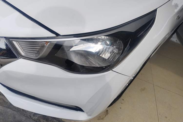 Used Hyundai Verna (new generation) 2016 1.4L Automatic Cool Edition GLS Left Front Headlight