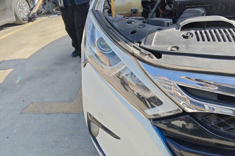 Used BYD Qin New Energy 2015 1.5T Dual-Crown Flagship Edition
