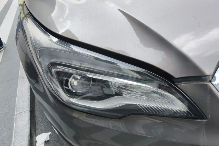 Used Buick Envision 2016 20T Two-Wheel-Drive Elite Model
