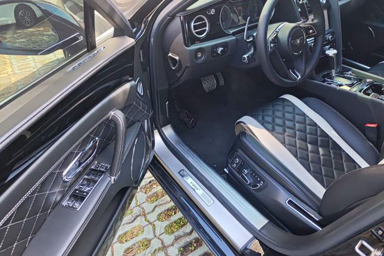 Used Bentley Flying Spur  Driver Seat