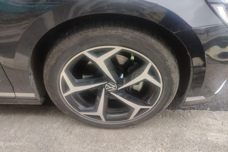 Used Volkswagen Magotan 2023 2 Million Units Commemorative Edition 330TSI DSG Luxury Version
