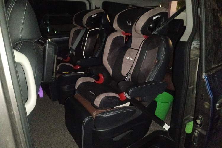 Used SAIC MAXUS G10 2014 2.0T Automatic Luxury Executive Edition
