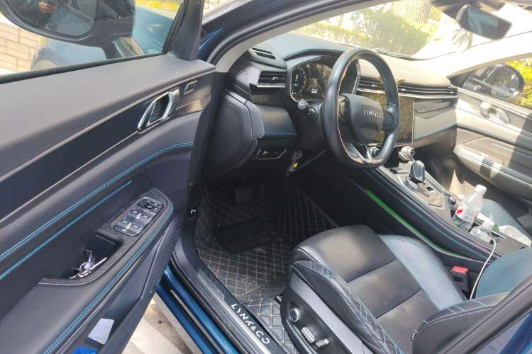 Used Lynk & Co 05 2022 2.0T Two-Wheel Drive Shine Halo