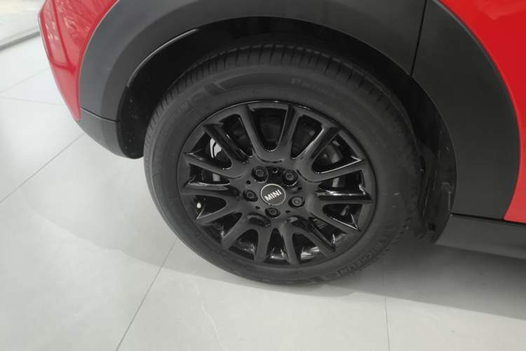 Used MINI 2019 1.5T COOPER Classic Edition Five-Door Version Right Rear Wheel Hub