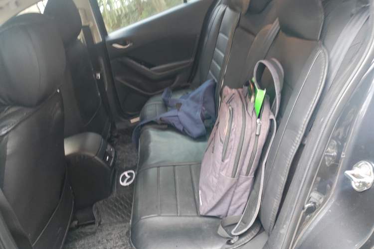 Used Mazda Mazda 3 Axela 2017 Sedan 1.5L Automatic Luxury Model Emission Standard China V