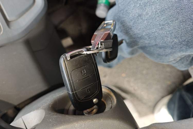 Used Wuling Yangguang 2024 300km Range Practical Window-Sealed Version 60kW
