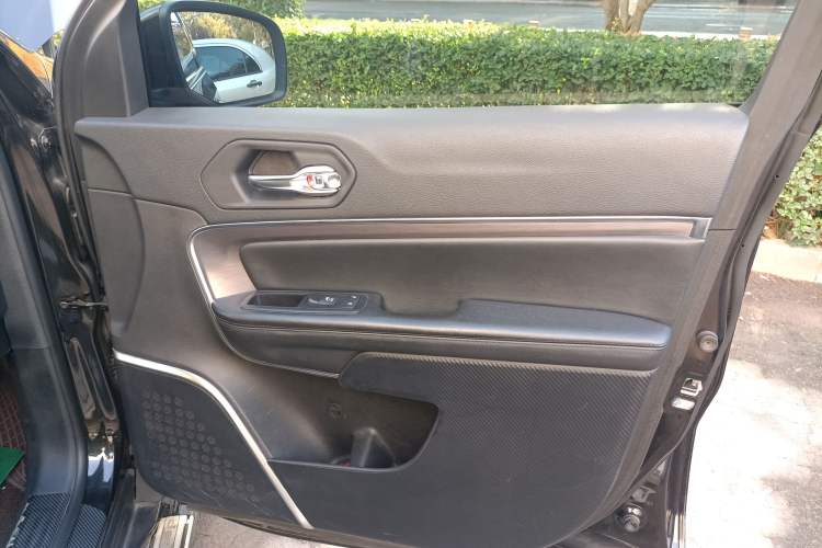 Used Jeep Grand Commander 2018 2.0T Four-Wheel Drive Enjoyment Edition China VI
