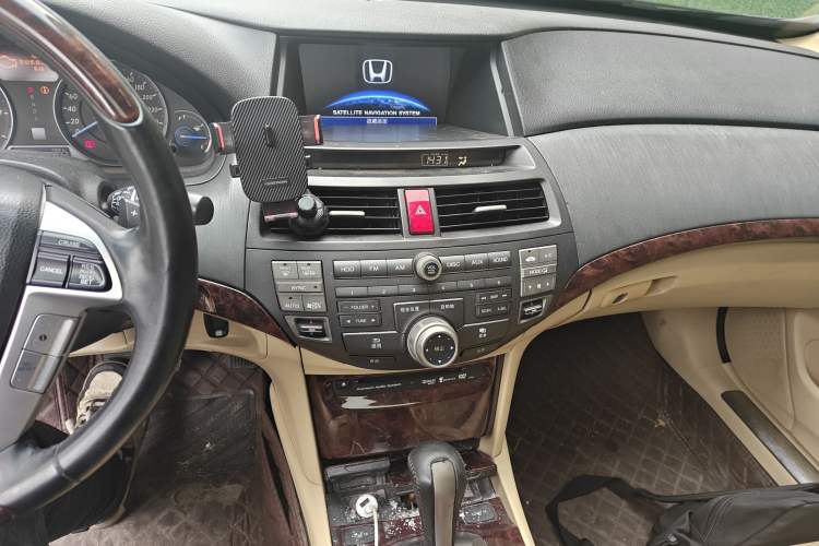 Used Honda Crosstour 2011 3.5L Flagship Edition
