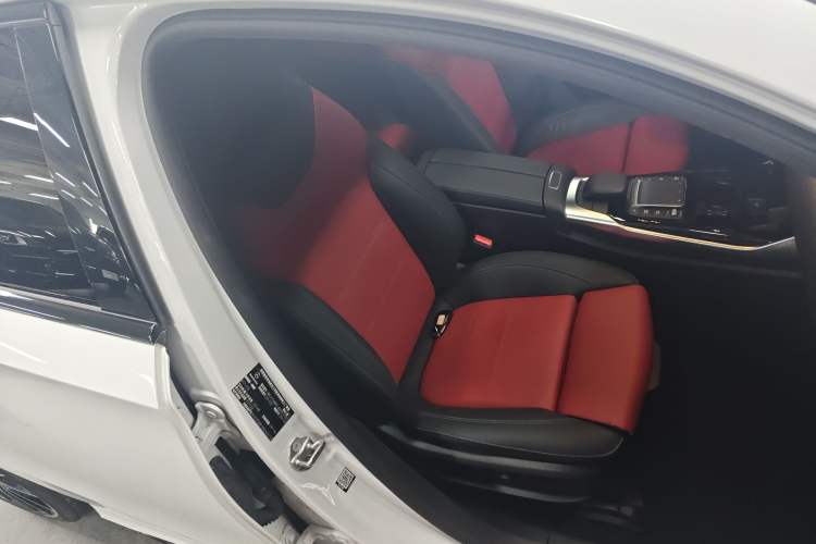 Used Mercedes-Benz A AMG 2022 AMG A 35 4MATIC Right Front Seat