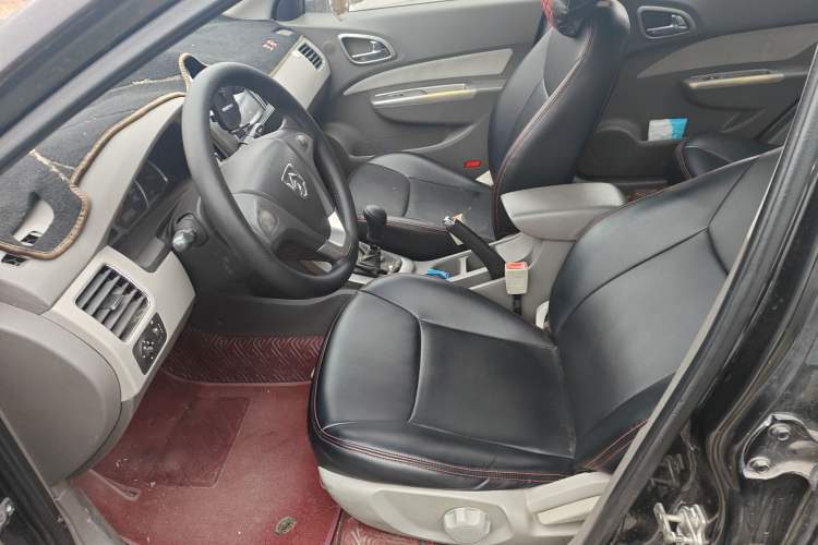 Used Baojun 630 2011 1.5L manual Comfort trim level
