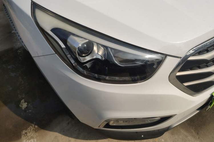 Used Hyundai ix35 2015 2.0L Automatic 2WD Smart Type China IV