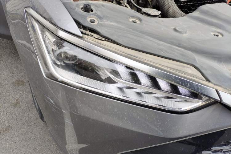 Used BYD Qin PLUS 2021 DM-i 55KM Flagship Model Right Front Headlight