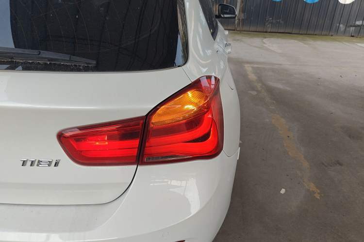 Used BMW 1 Series 2016 118i Leading Model Right Rear Taillight