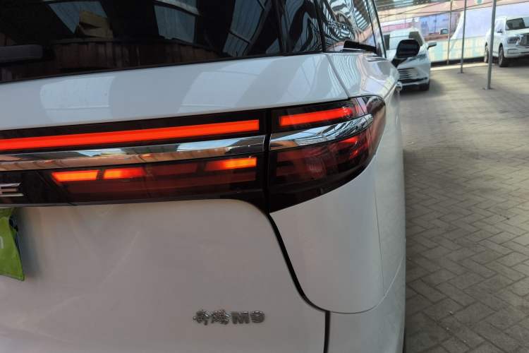 Used Bestune M9 2023 2.0T Ultimate Edition