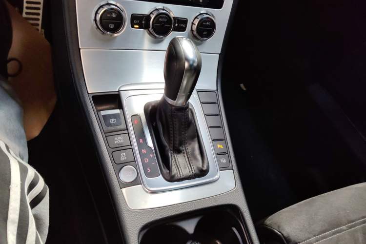 Used Volkswagen FAW-Volkswagen CC 2016 1.8TSI Luxury Model