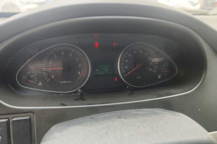 Used JAC Group Refine 2011 2.4L Government Procurement Version Manual Luxury Trim