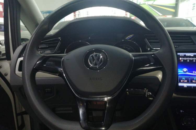 Used Volkswagen Touran 2016 Volkswagen Touran L 280TSI DSG Comfort Edition