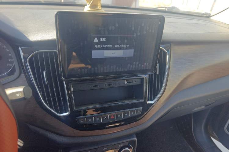 Used FAW Senya R7 2016 1.6L Manual Smart Version
