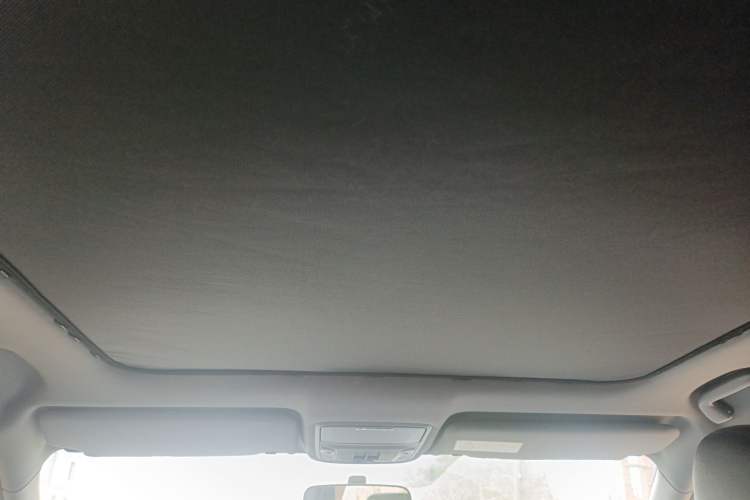 Used Honda UR-V 2017 240TURBO Two-Wheel Drive Classic Edition China VI Headliner