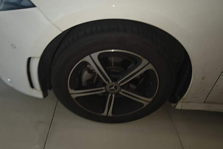 Used Mercedes-Benz A-Class 2022 Revised Version A 200 L Sport Sedan Fashionable Style