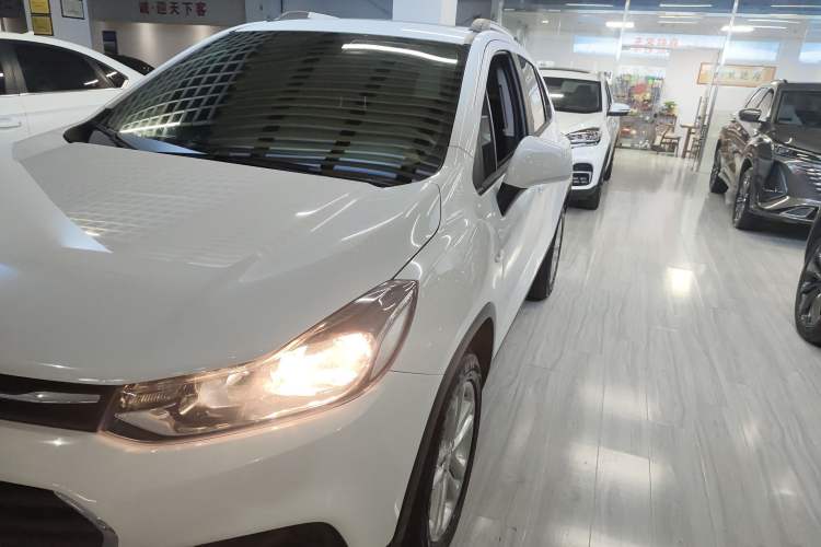 Used Chevrolet Trax 2018 330T Automatic Two-Wheel Drive Elite Model