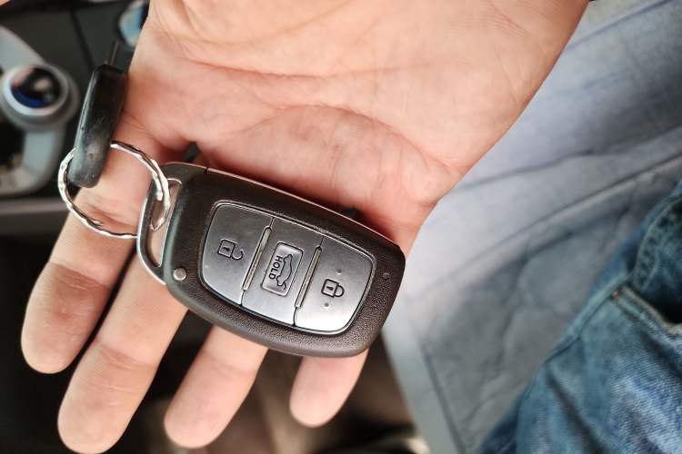 Used Hyundai Elantra (5th Generation / Langdong) 2015 1.6L Automatic Leading Model Vehicle Key