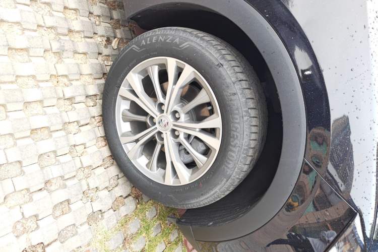 Used Buick Envision 2023 Encore Plus 652T Five-Seat Luxury Model
