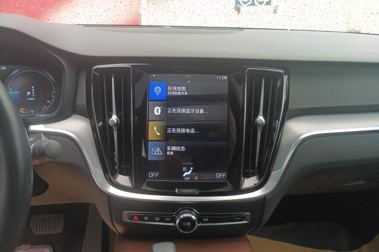 Used Volvo S60 New Energy 2022 T8 eDrive Hybrid All-Wheel Drive Smart Luxury Edition Audio And AC Panel