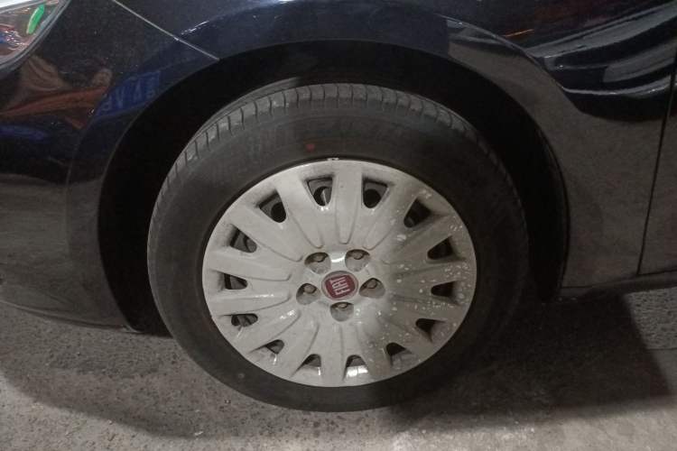 Used Fiat Viaggio 2012 1.4T Automatic Enjoyment Edition
