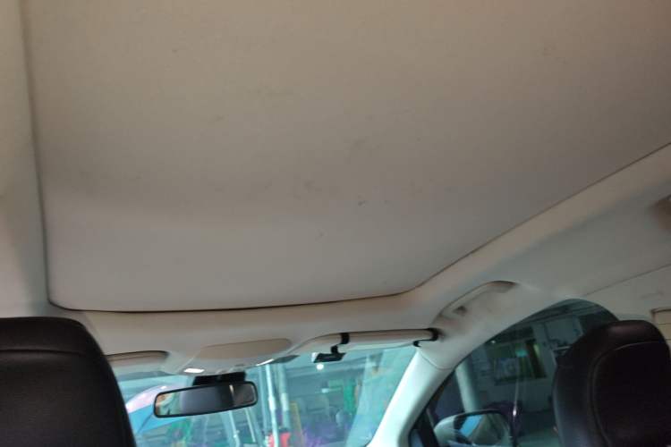 Used Ford Edge 2016 EcoBoost 245 Two-Wheel-Drive Titanium 7-Seater
