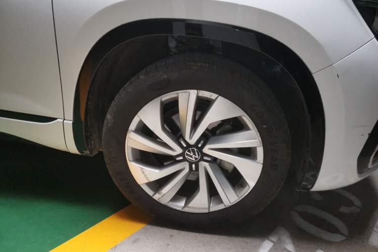 Used Volkswagen Tayron X 2020 330TSI Two-Wheel Drive Luxury Smart Connectivity Version