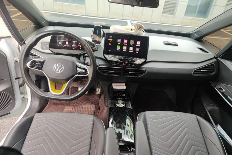 Used Volkswagen ID.3 2023 Pure Smart Edition Center Console