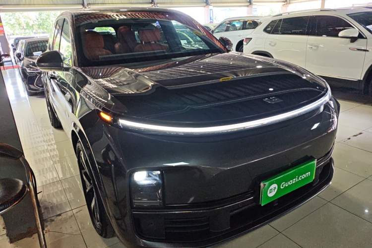 Used Li Auto L8 2023 Pro Model
