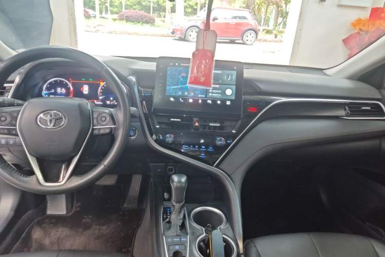 Used Toyota Camry 2021 2.5G Luxury Edition